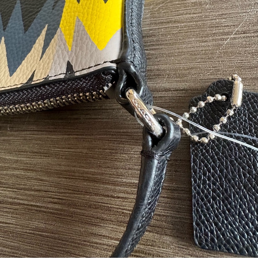 Coach LIMITED EDITION Hawk Feather Swingpack crossbody w/Pop Up Pouch 2015 - Picture 6 of 11